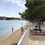 Apartment By The Sea Jezera, Murter - 5123 Jezera