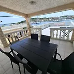 Apartment By The Sea Jezera, Murter - 5123