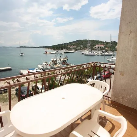 By The Sea Jezera, Murter - 5123 * Jezera