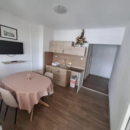Apartment By The Sea Jezera, Murter - 5123