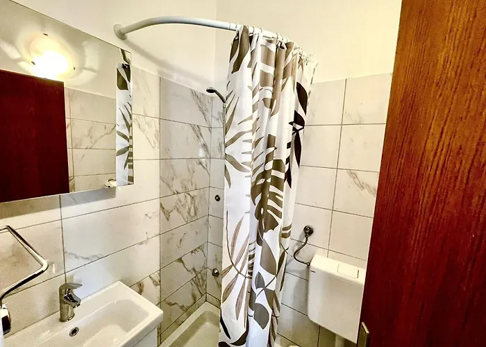 Apartamento By The Sea Jezera, Murter - 5123 Jezera