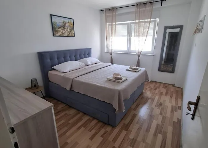 By The Sea Jezera, Murter - 5123 *